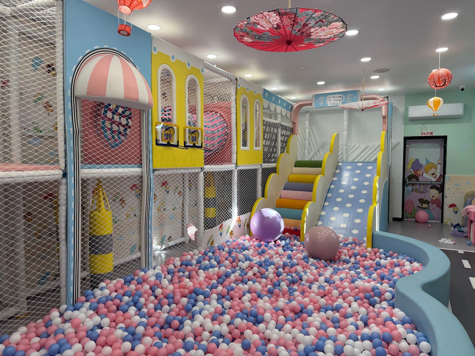 Inside WaWa Fun Island indoor playground, Brooklyn
